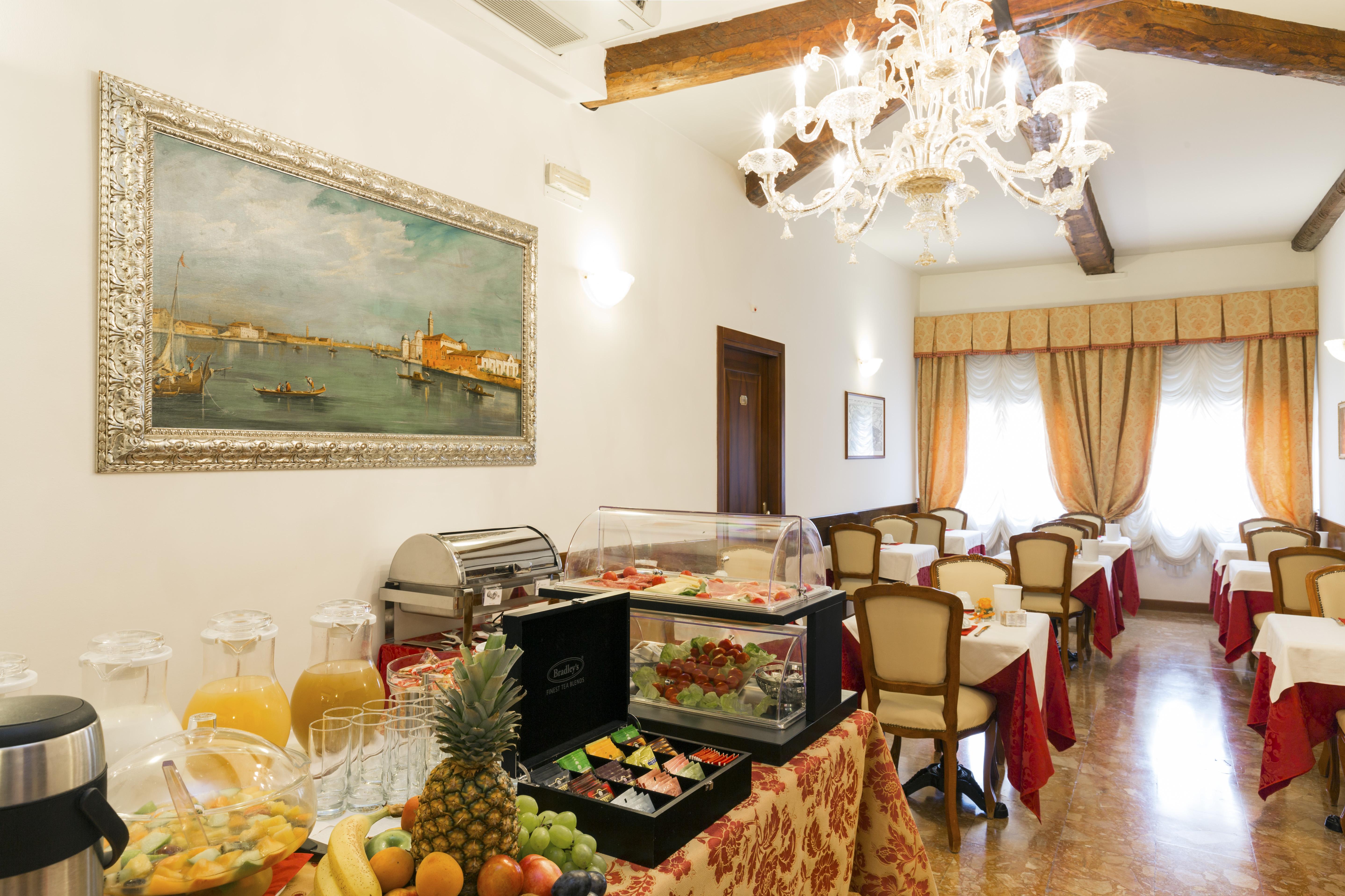 Palazzo Guardi Hotel Venesia Bagian luar foto