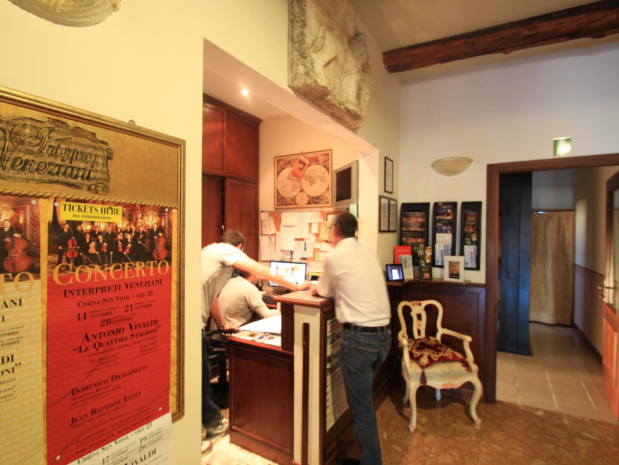 Palazzo Guardi Hotel Venesia Bagian luar foto